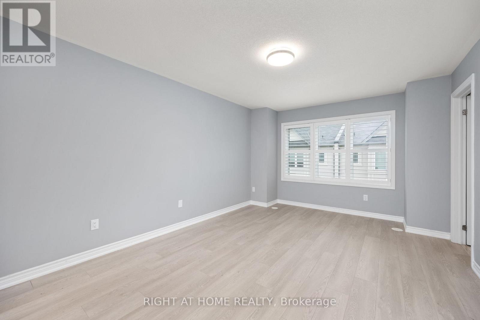 91 Borers Creek Circle, Hamilton, Ontario  L8B 1W3 - Photo 25 - X12359169