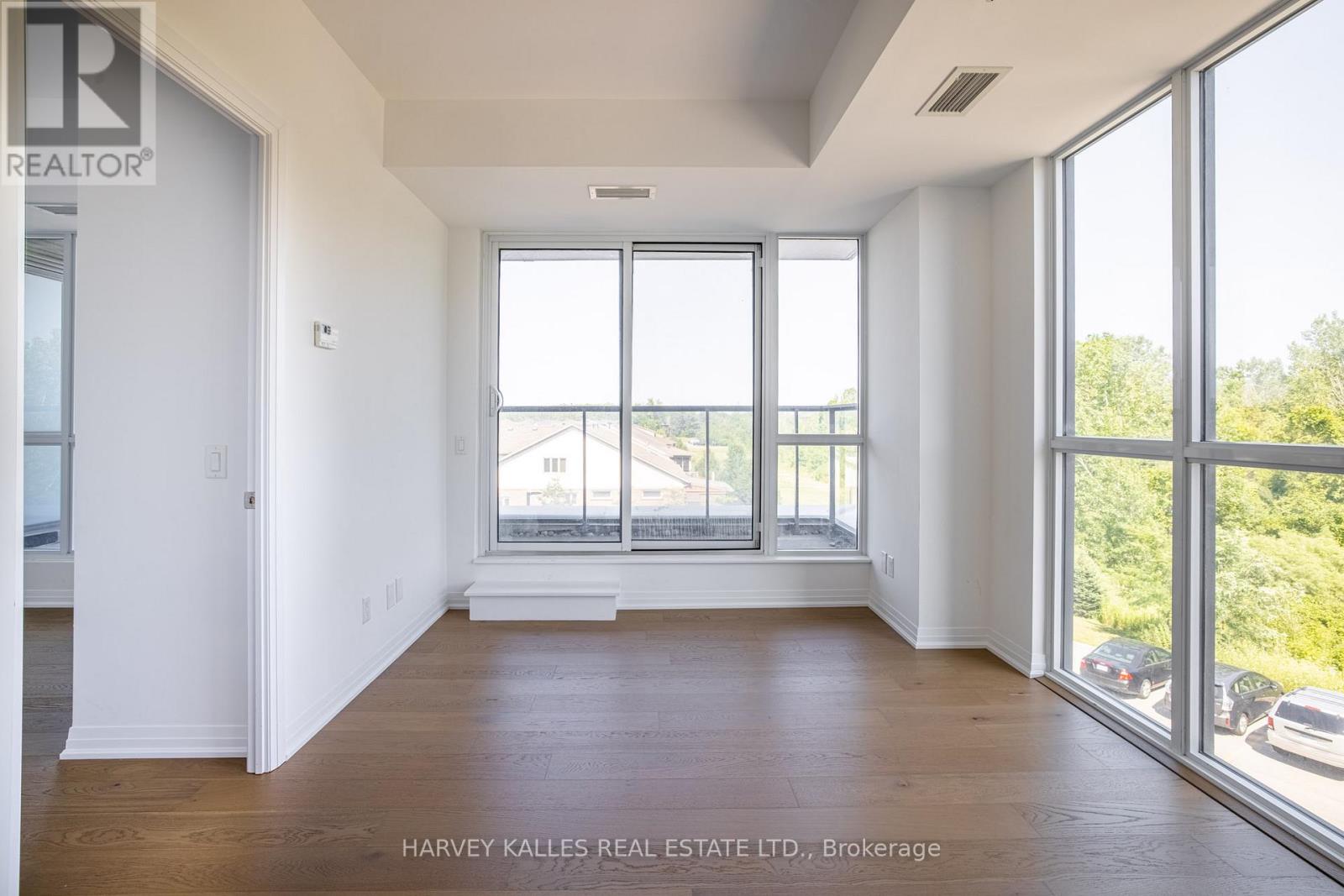 303 - 7711 Green Vista Gate, Niagara Falls (Oldfield), Ontario  L2G 0Y9 - Photo 14 - X12358232