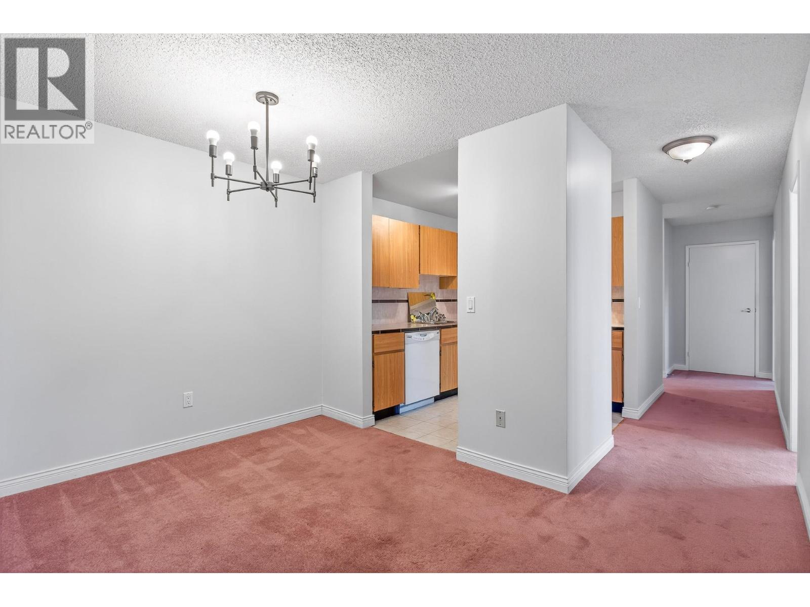 305 615 North Road, Coquitlam, British Columbia  V3J 1P1 - Photo 7 - R3039512