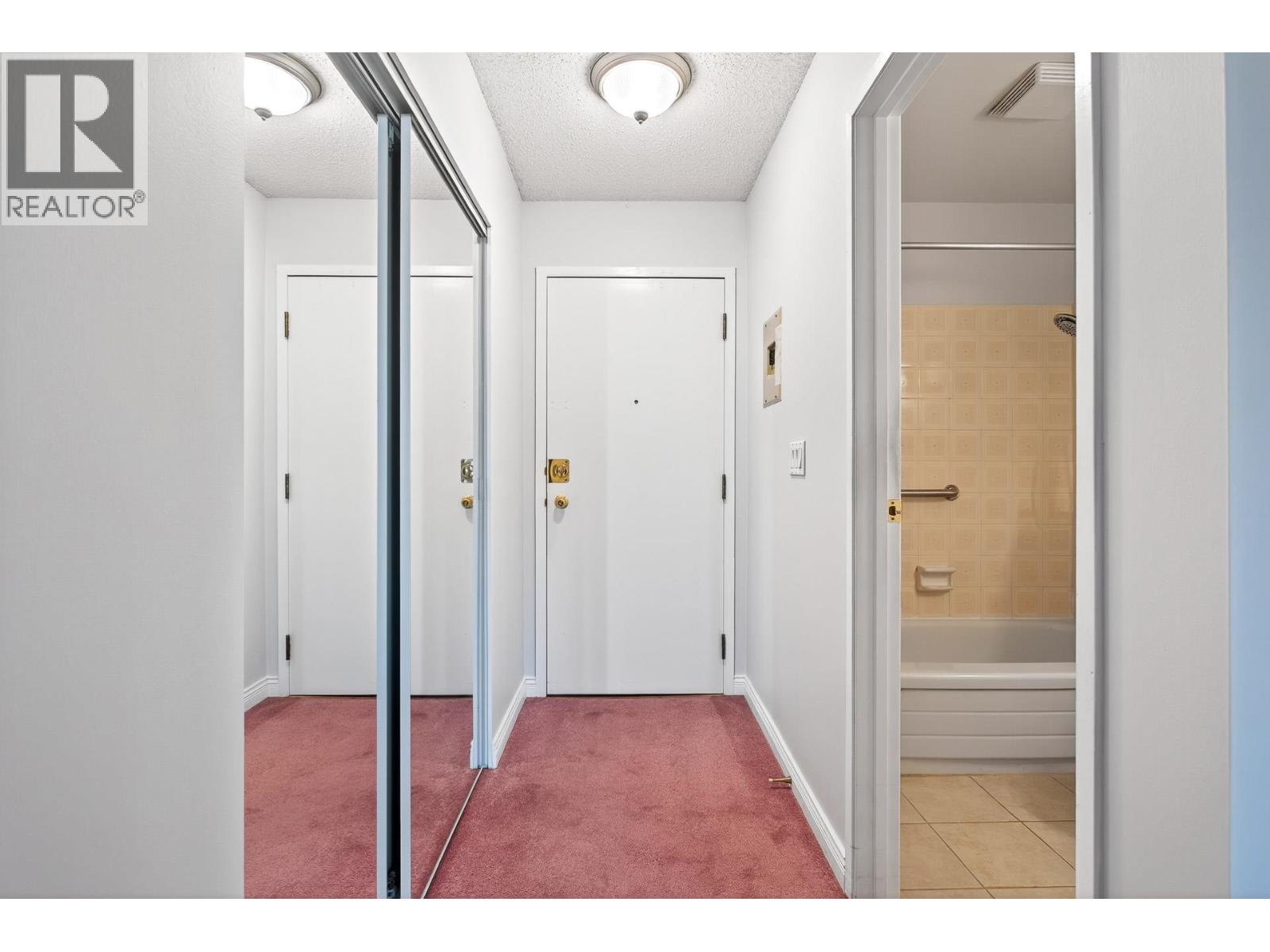 305 615 North Road, Coquitlam, British Columbia  V3J 1P1 - Photo 21 - R3039512