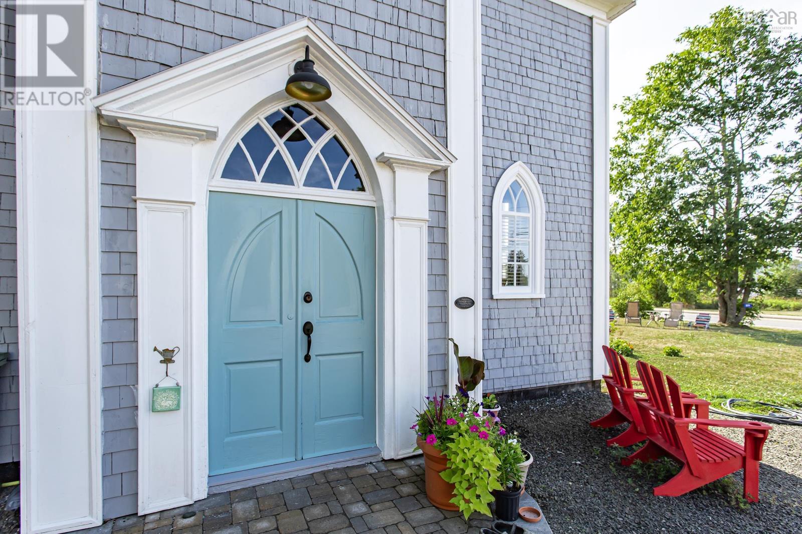 579 Main Street, Lawrencetown, Nova Scotia  B0S 1M0 - Photo 10 - 202521393