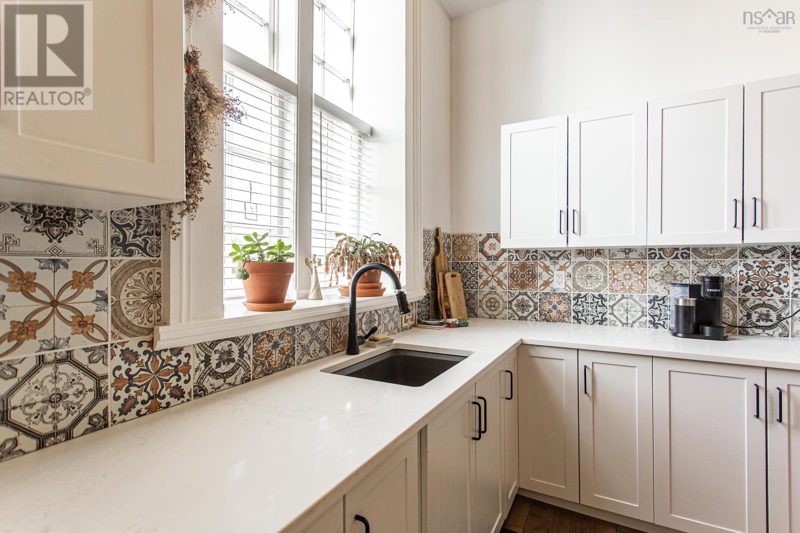 579 Main Street, Lawrencetown, Nova Scotia  B0S 1M0 - Photo 16 - 202521393