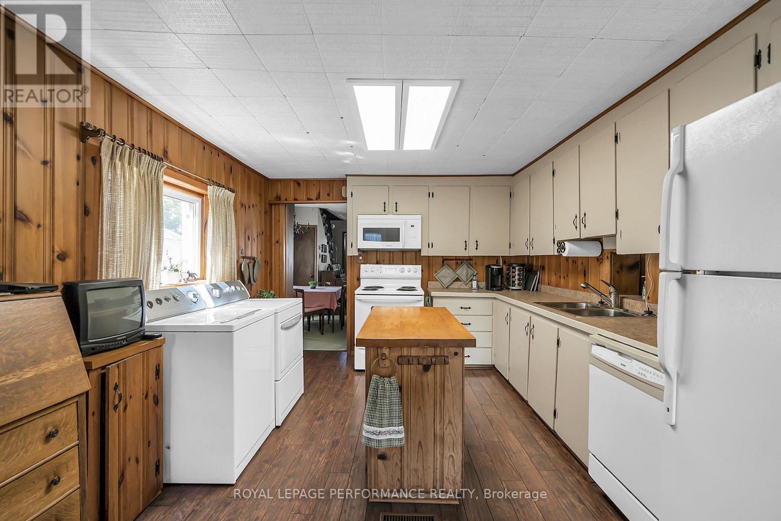 20 Fifth Street W, Cornwall, Ontario  K6J 2T4 - Photo 18 - X12359325