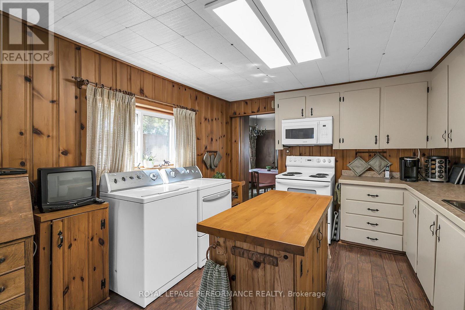 20 Fifth Street W, Cornwall, Ontario  K6J 2T4 - Photo 20 - X12359325