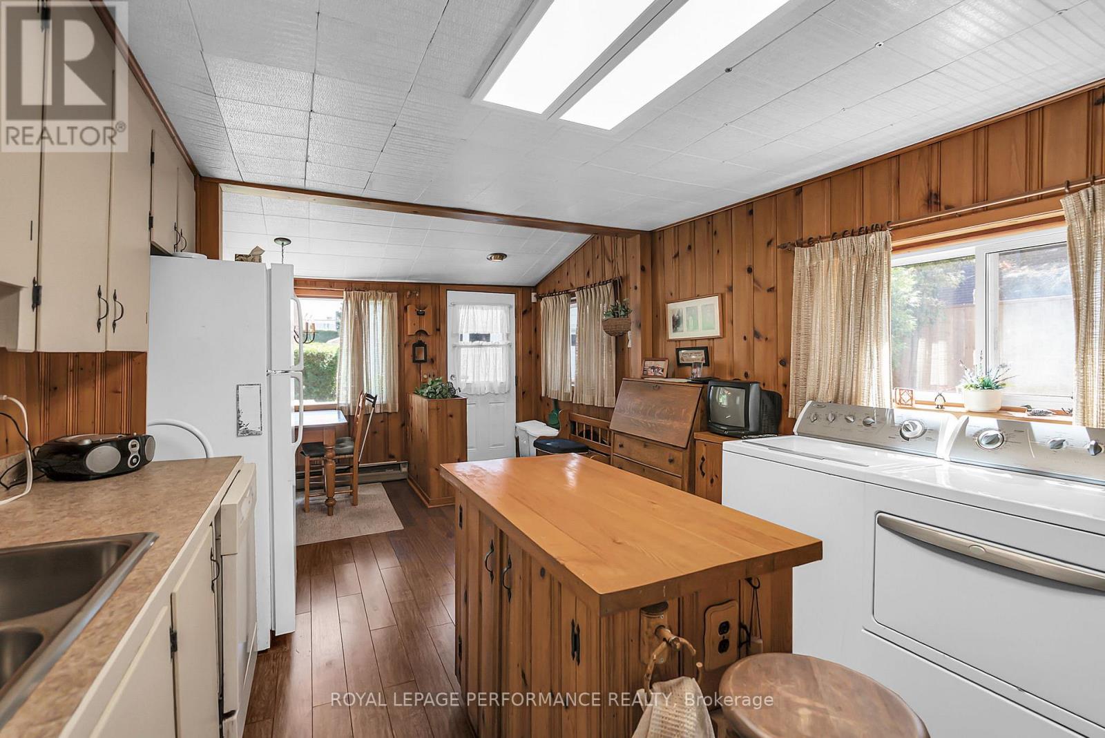 20 Fifth Street W, Cornwall, Ontario  K6J 2T4 - Photo 21 - X12359325