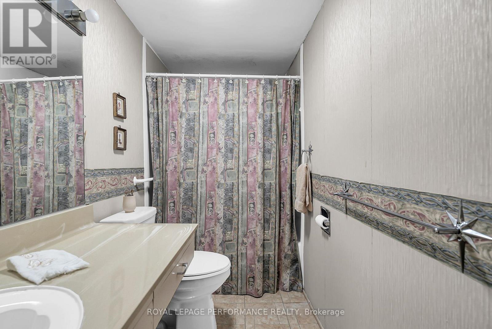 20 Fifth Street W, Cornwall, Ontario  K6J 2T4 - Photo 31 - X12359325