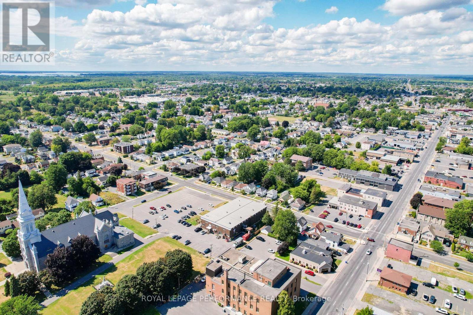 20 Fifth Street W, Cornwall, Ontario  K6J 2T4 - Photo 45 - X12359325