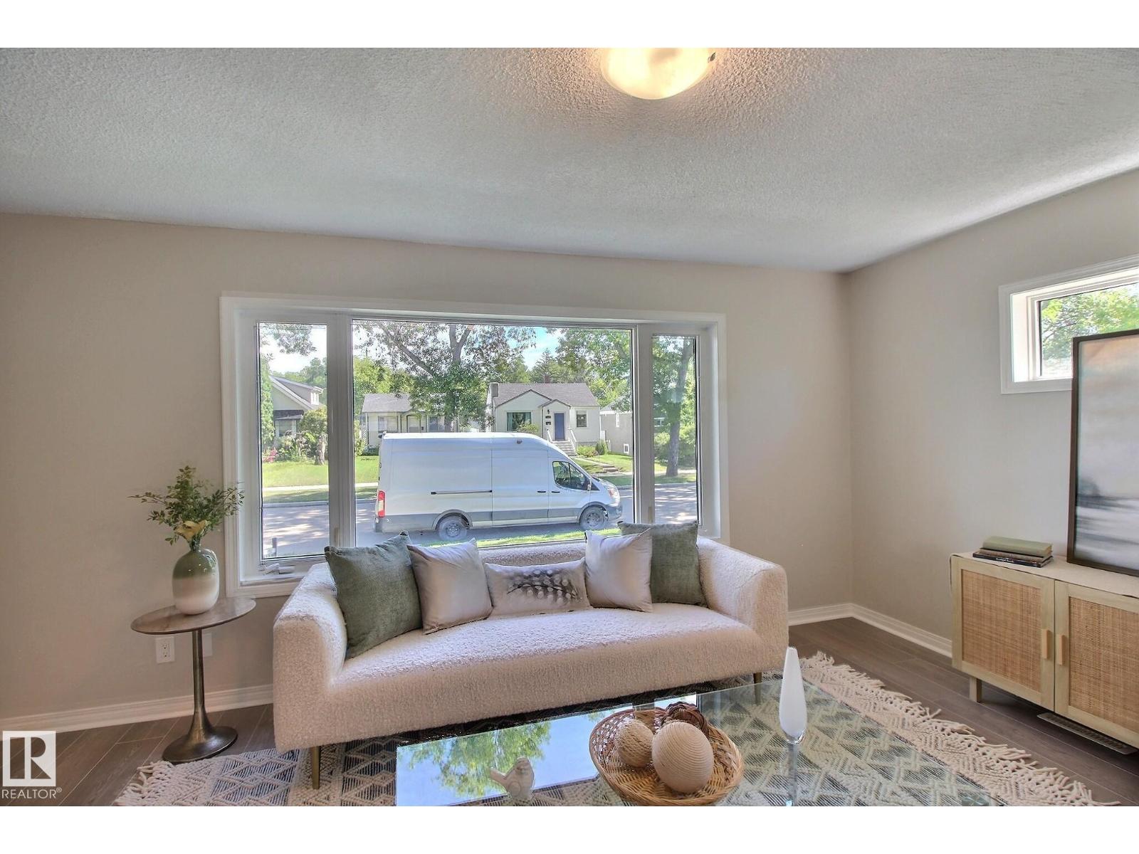 11512 67 St Nw, Edmonton, Alberta  T5B 1L7 - Photo 8 - E4454256