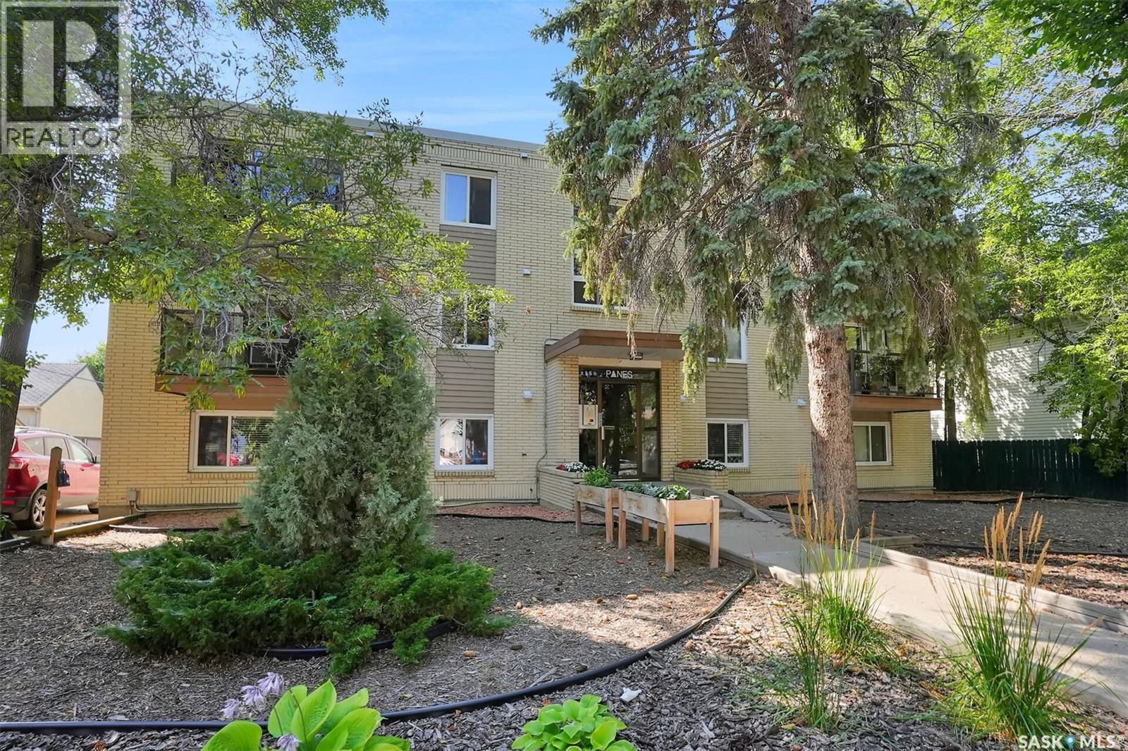 Property at 13 2358 Rae STREET image 3