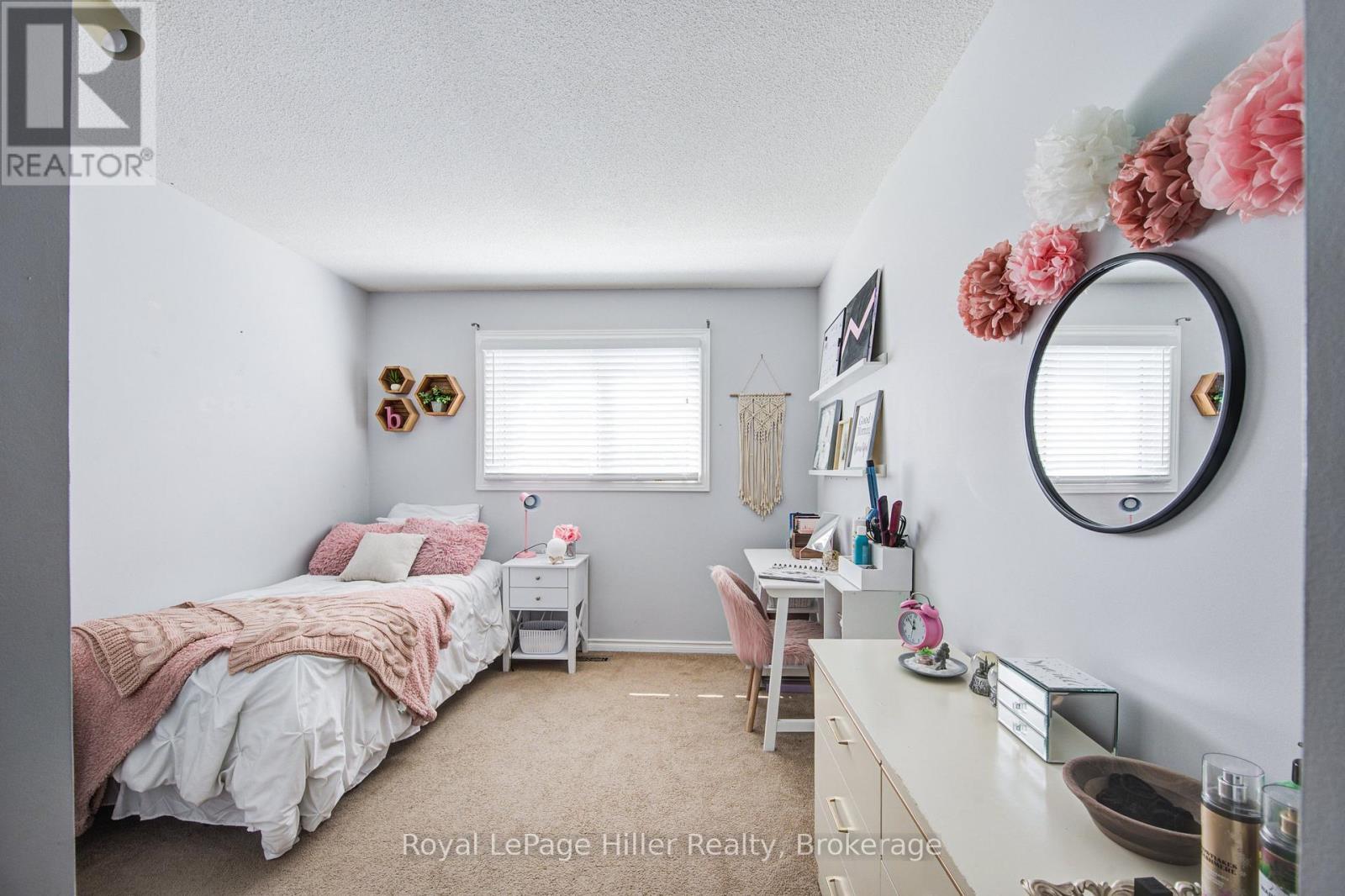 113 Falstaff Street, Stratford, Ontario  N5A 3T6 - Photo 20 - X12359122