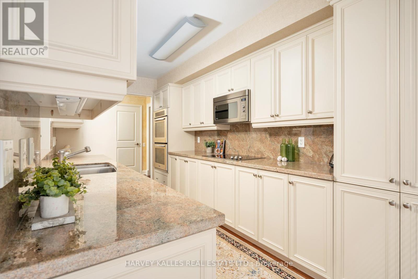 1201 - 1430 Yonge Street, Toronto, Ontario  M4T 1Y6 - Photo 16 - C12359353