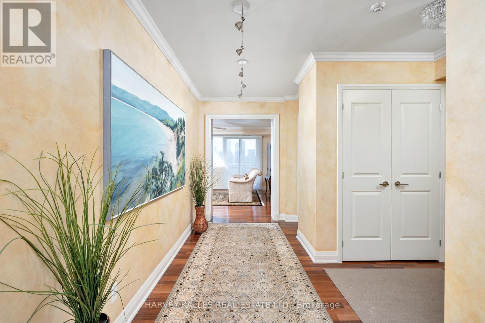 1201 - 1430 Yonge Street, Toronto, Ontario  M4T 1Y6 - Photo 6 - C12359353