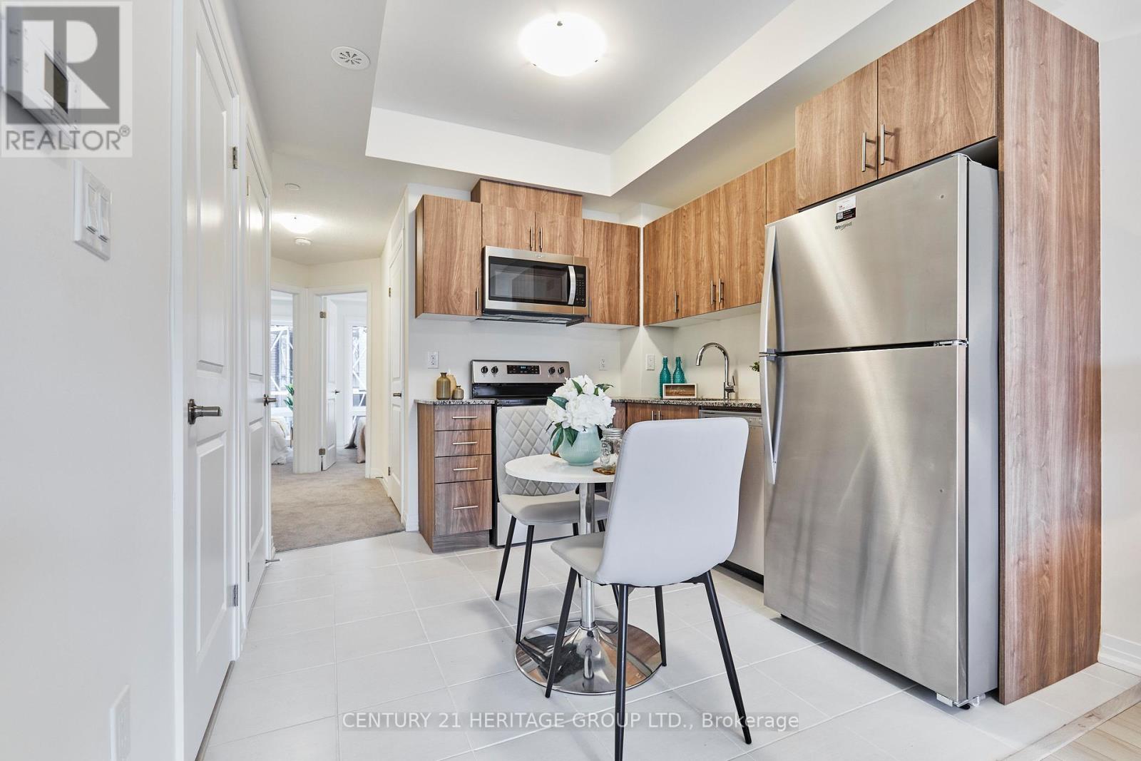 Property at 10 - 145 TAPSCOTT ROAD image 5