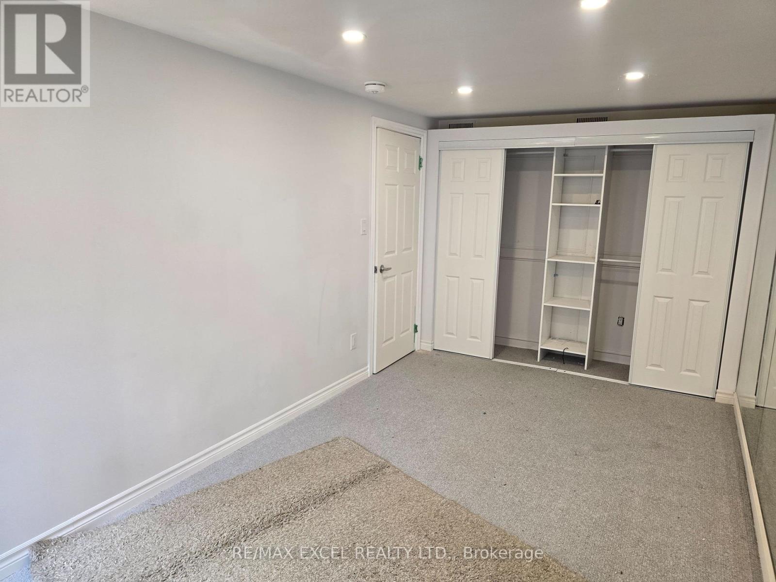 Lower Level 2 - 23 Falkland Place, Richmond Hill, Ontario  L4C 9P3 - Photo 12 - N12359345