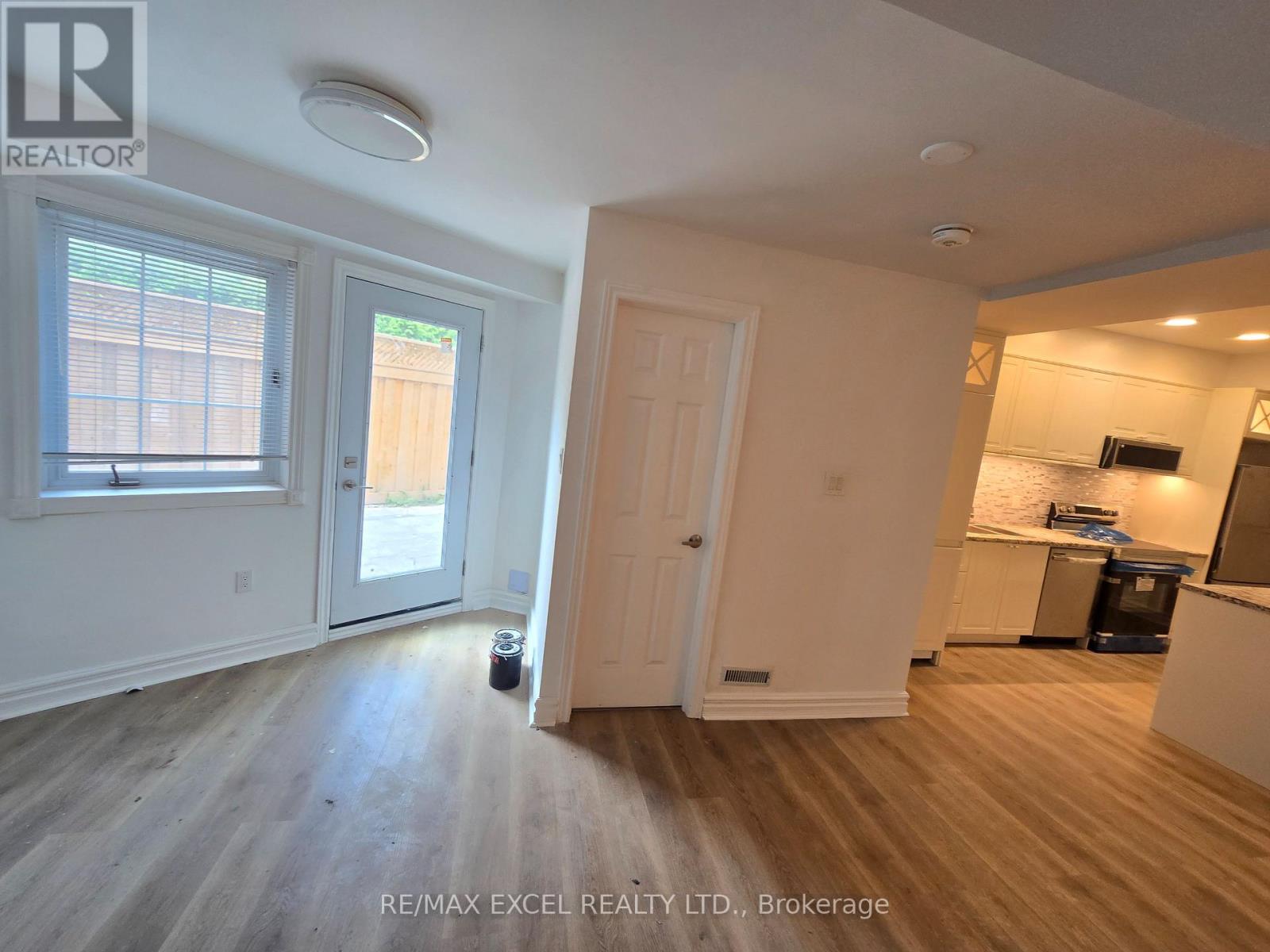 Lower Level 2 - 23 Falkland Place, Richmond Hill, Ontario  L4C 9P3 - Photo 4 - N12359345