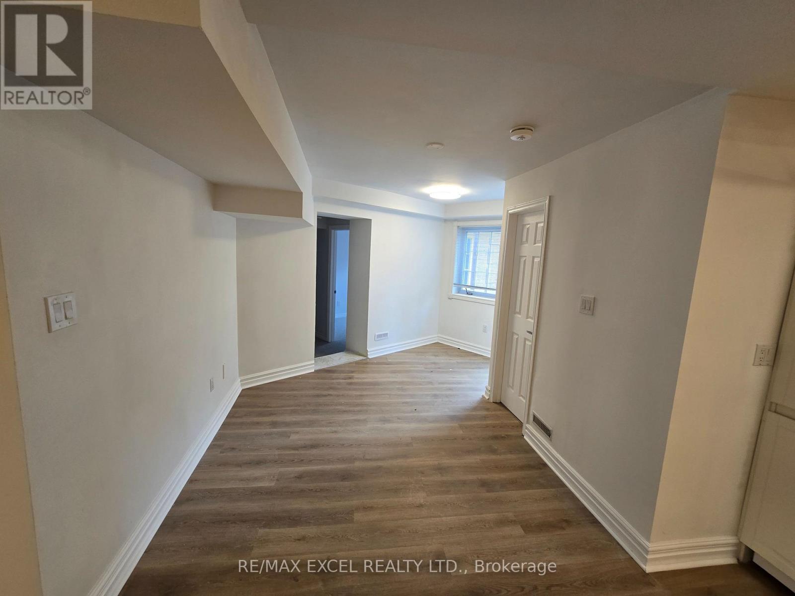 Lower Level 2 - 23 Falkland Place, Richmond Hill, Ontario  L4C 9P3 - Photo 7 - N12359345