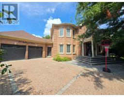 Lower Level 2 - 23 Falkland Place, Richmond Hill (Mill Pond), Ca