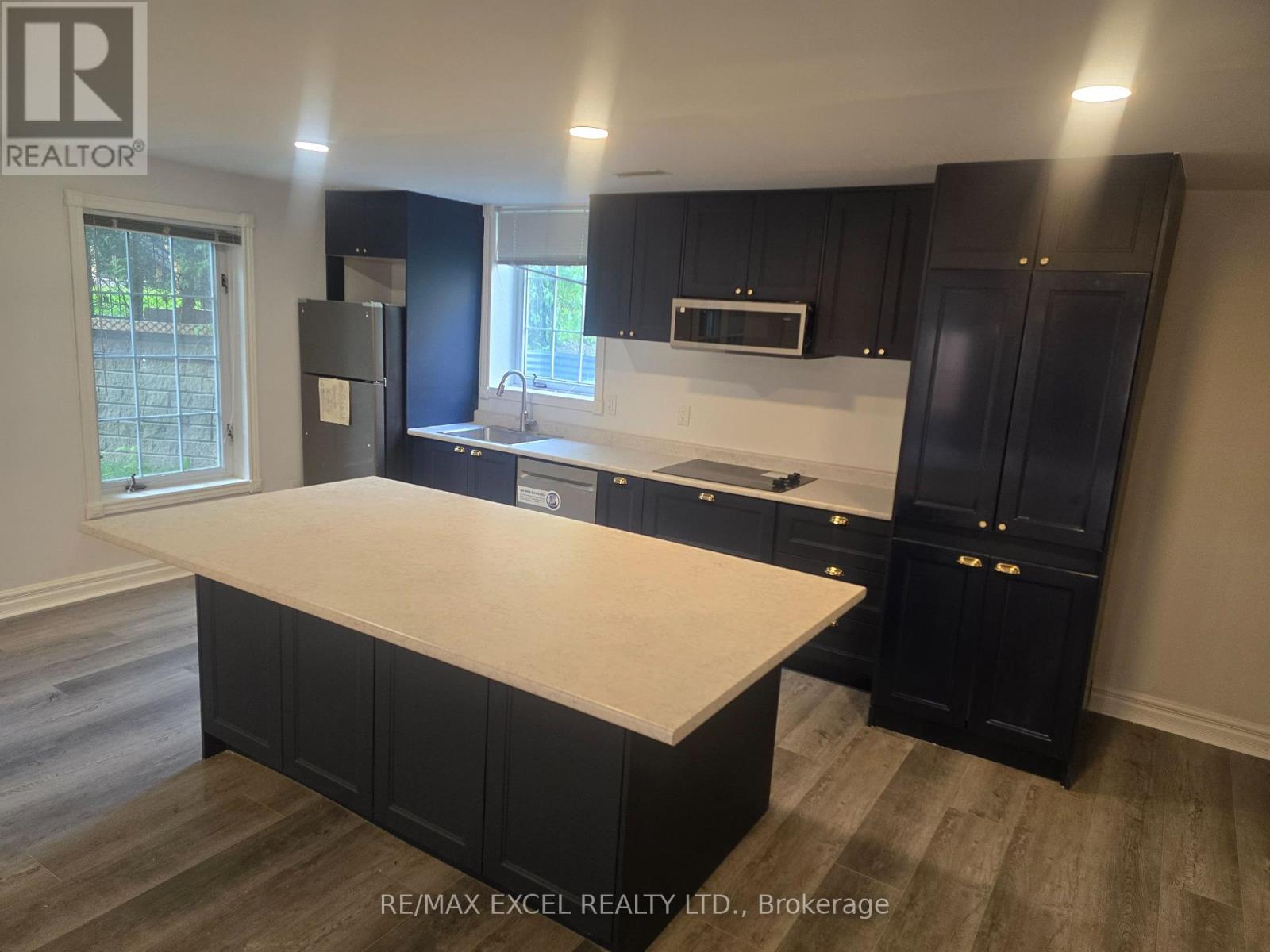 Lower Level 1 - 23 Falkland Place, Richmond Hill, Ontario  L4C 9P3 - Photo 4 - N12359352