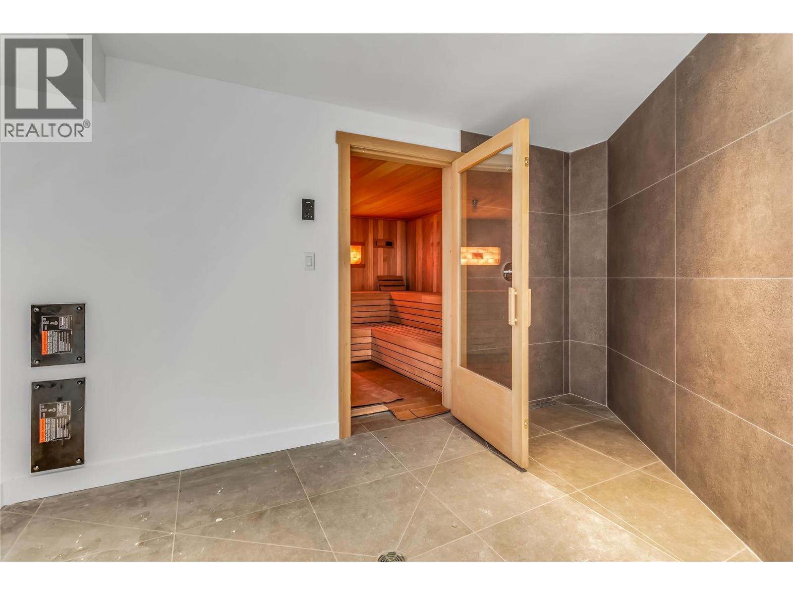 3409 Lakeshore Road Unit# Ph S607, Kelowna, British Columbia  V1W 0G6 - Photo 56 - 10360267