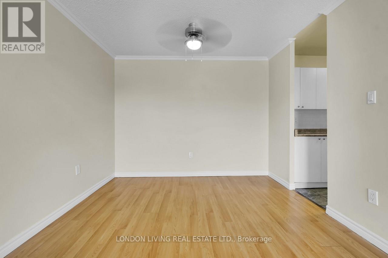 301 - 1584 Ernest Avenue, London South, Ontario  N6E 1X9 - Photo 10 - X12359501