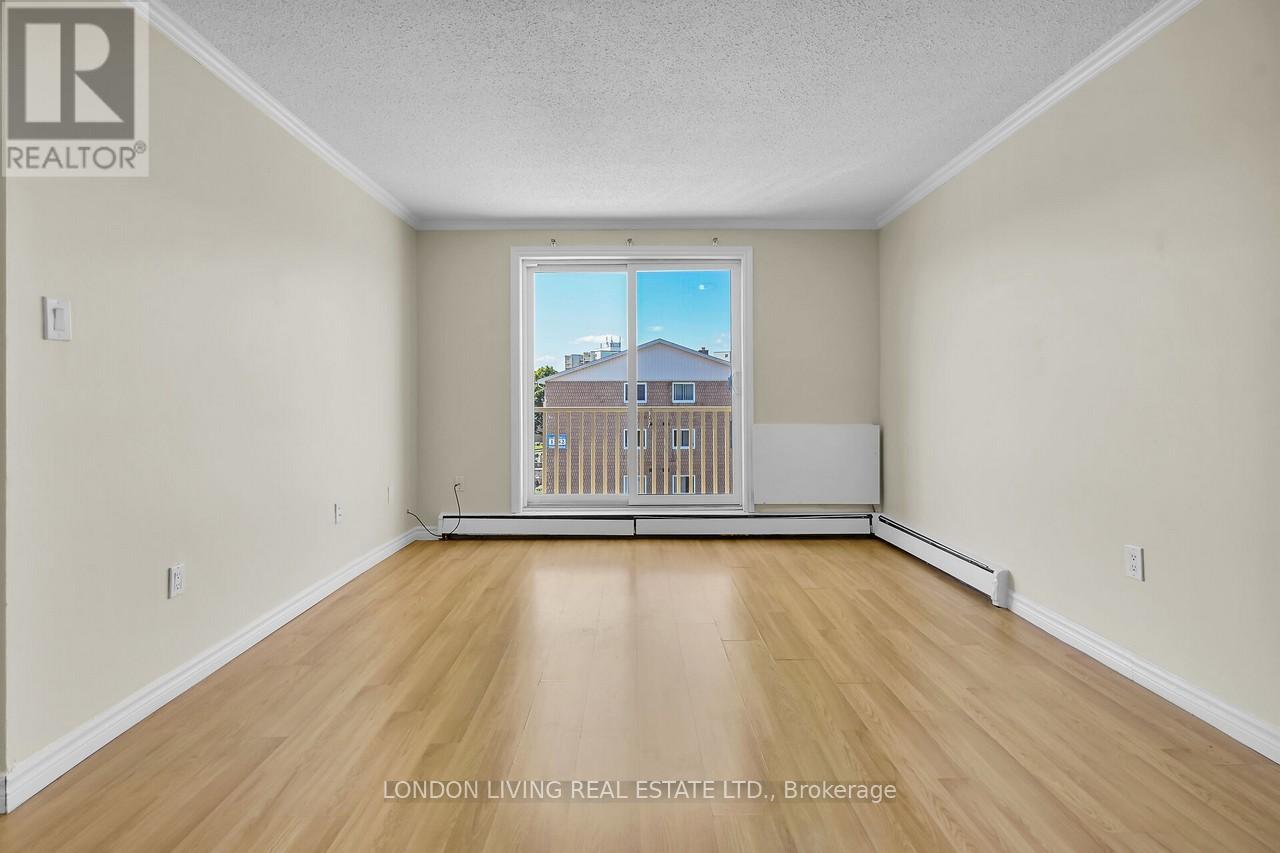 301 - 1584 Ernest Avenue, London South, Ontario  N6E 1X9 - Photo 12 - X12359501