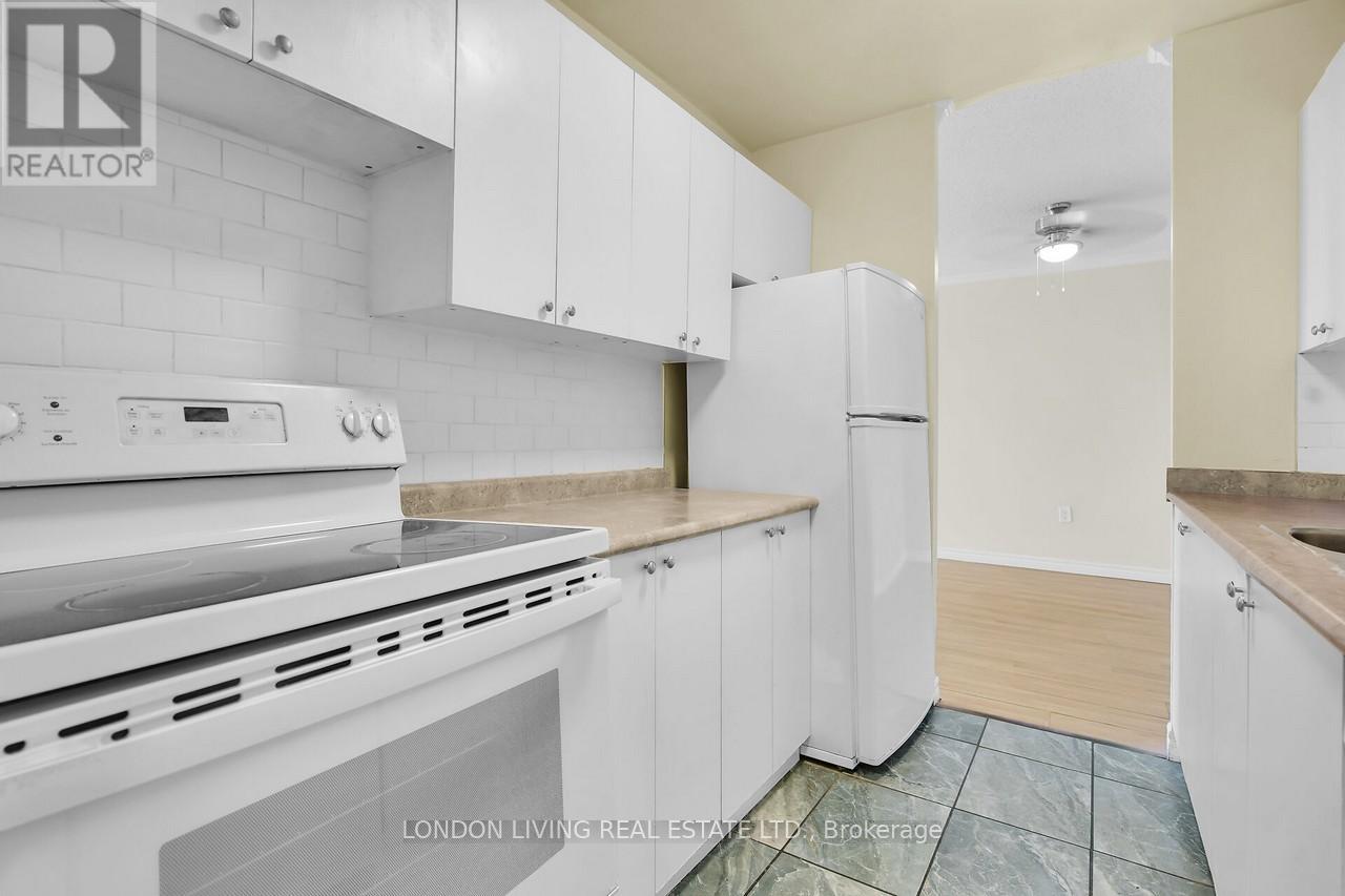 301 - 1584 Ernest Avenue, London South, Ontario  N6E 1X9 - Photo 6 - X12359501