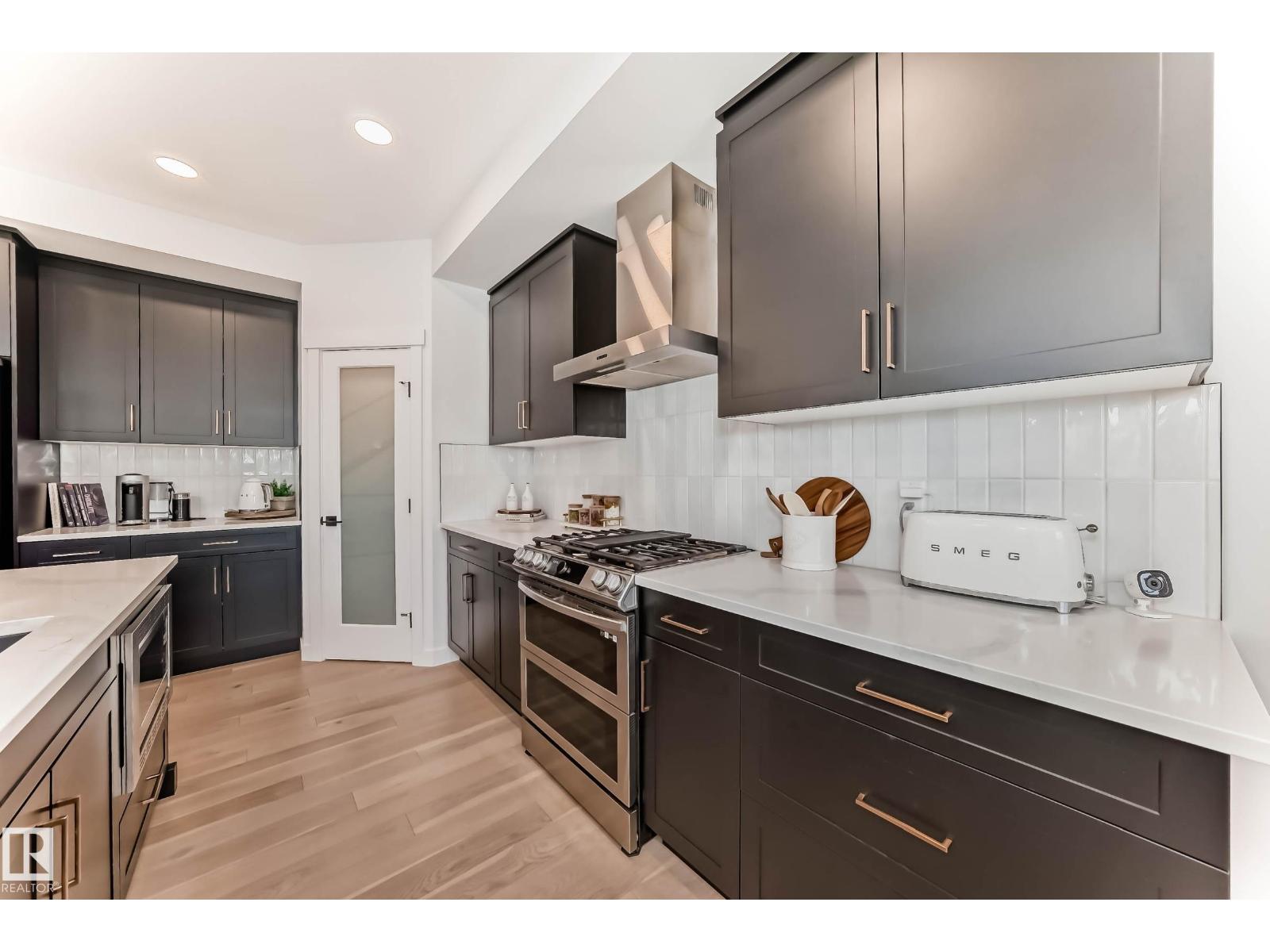Property at 2648 208 ST NW image 3