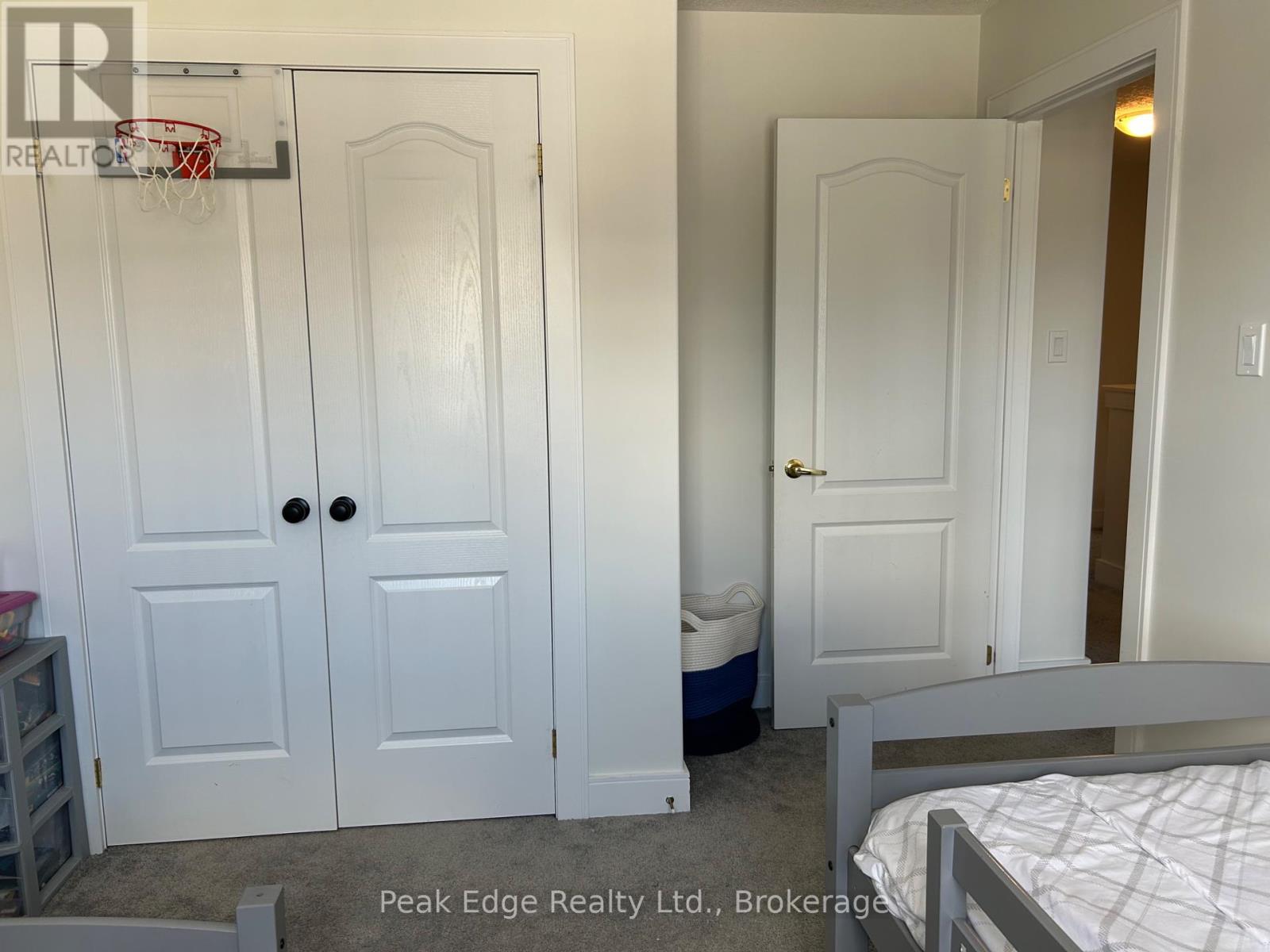 158 Stonebrook Way N, Grey Highlands, Ontario  N0C 1H0 - Photo 13 - X12359393