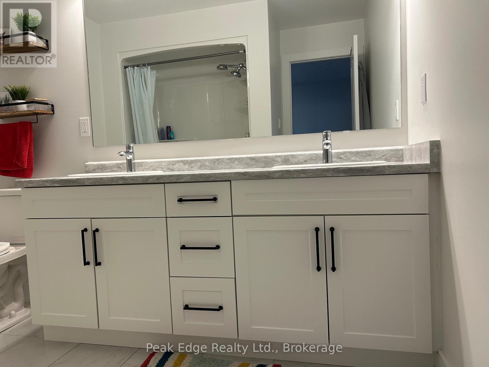 158 Stonebrook Way N, Grey Highlands, Ontario  N0C 1H0 - Photo 15 - X12359393