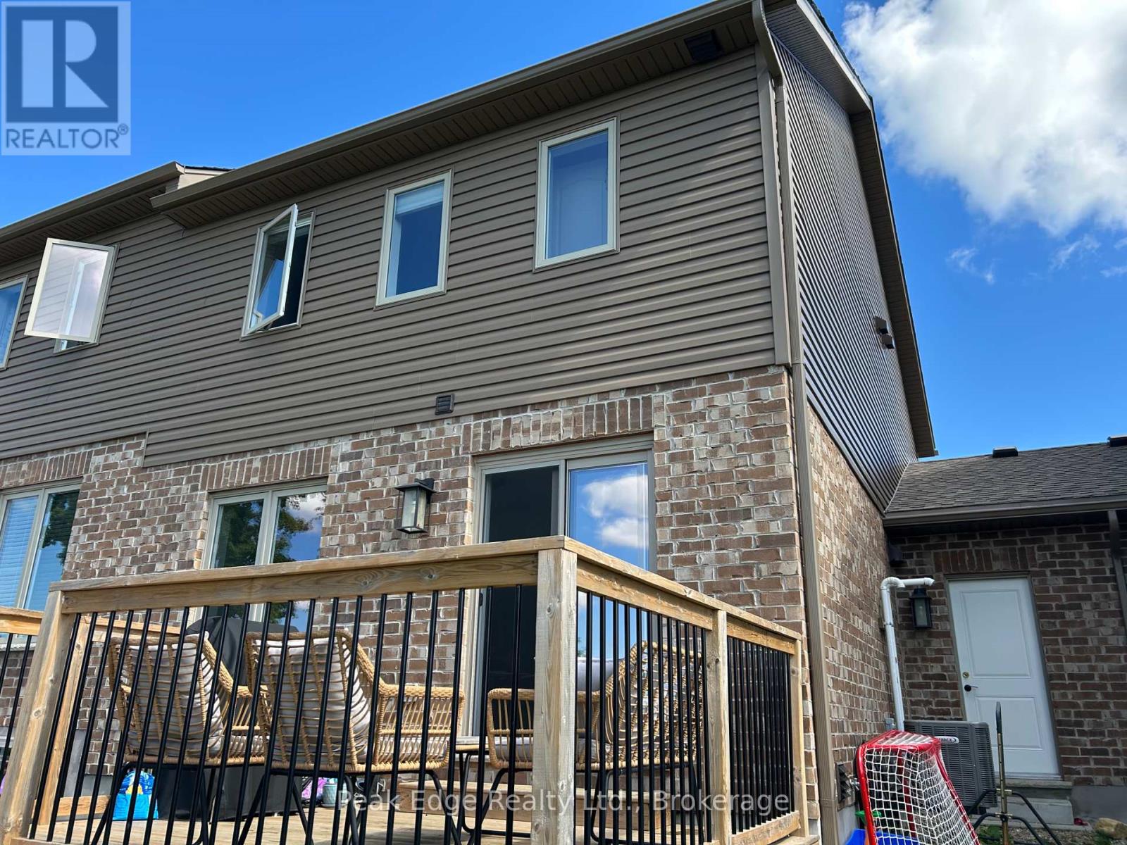 158 Stonebrook Way N, Grey Highlands, Ontario  N0C 1H0 - Photo 3 - X12359393