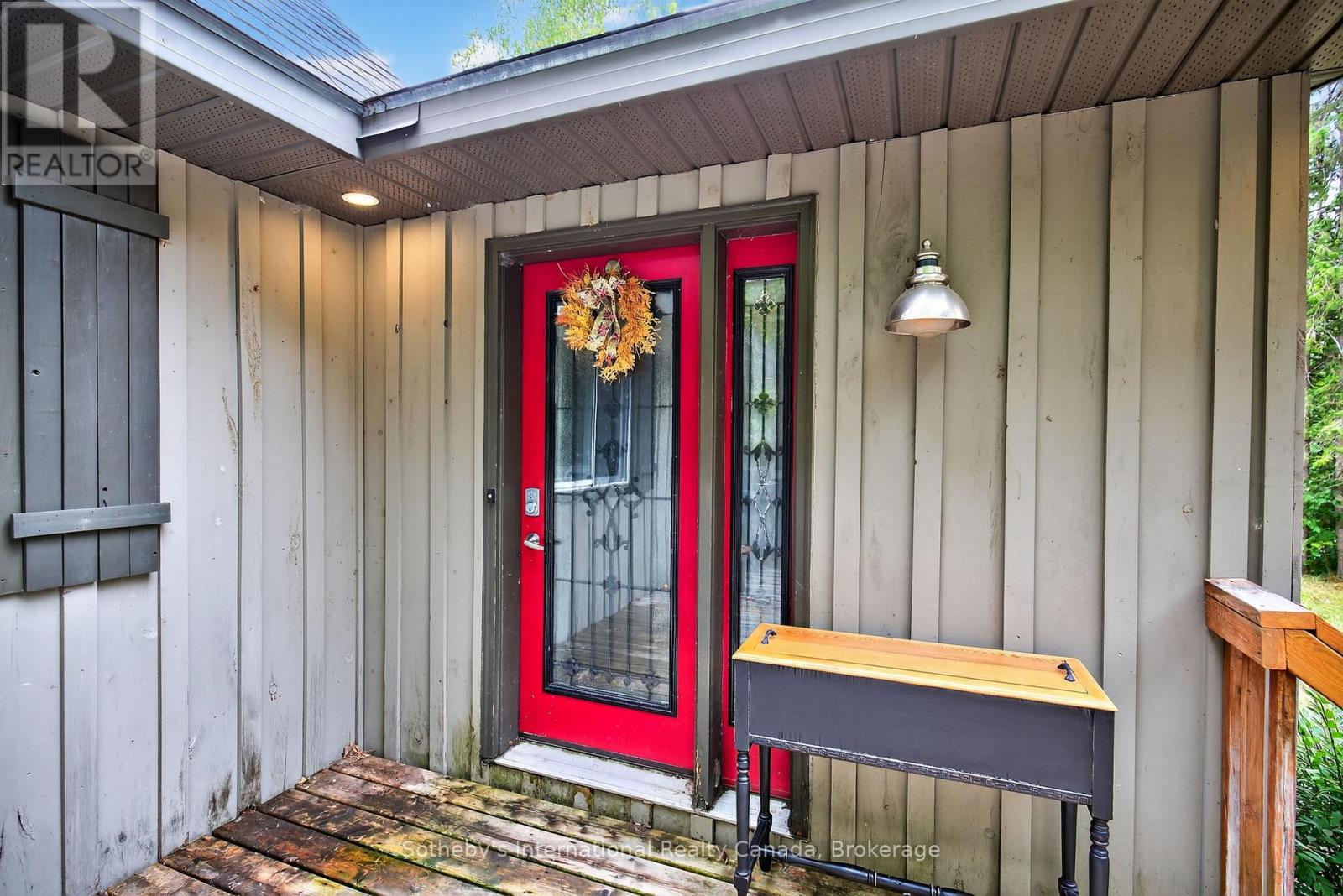 1132 Limberlost Road, Lake Of Bays, Ontario  P1H 2J6 - Photo 4 - X12359395