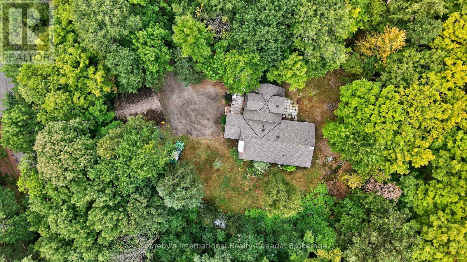 1132 Limberlost Road, Lake Of Bays, Ontario  P1H 2J6 - Photo 7 - X12359395