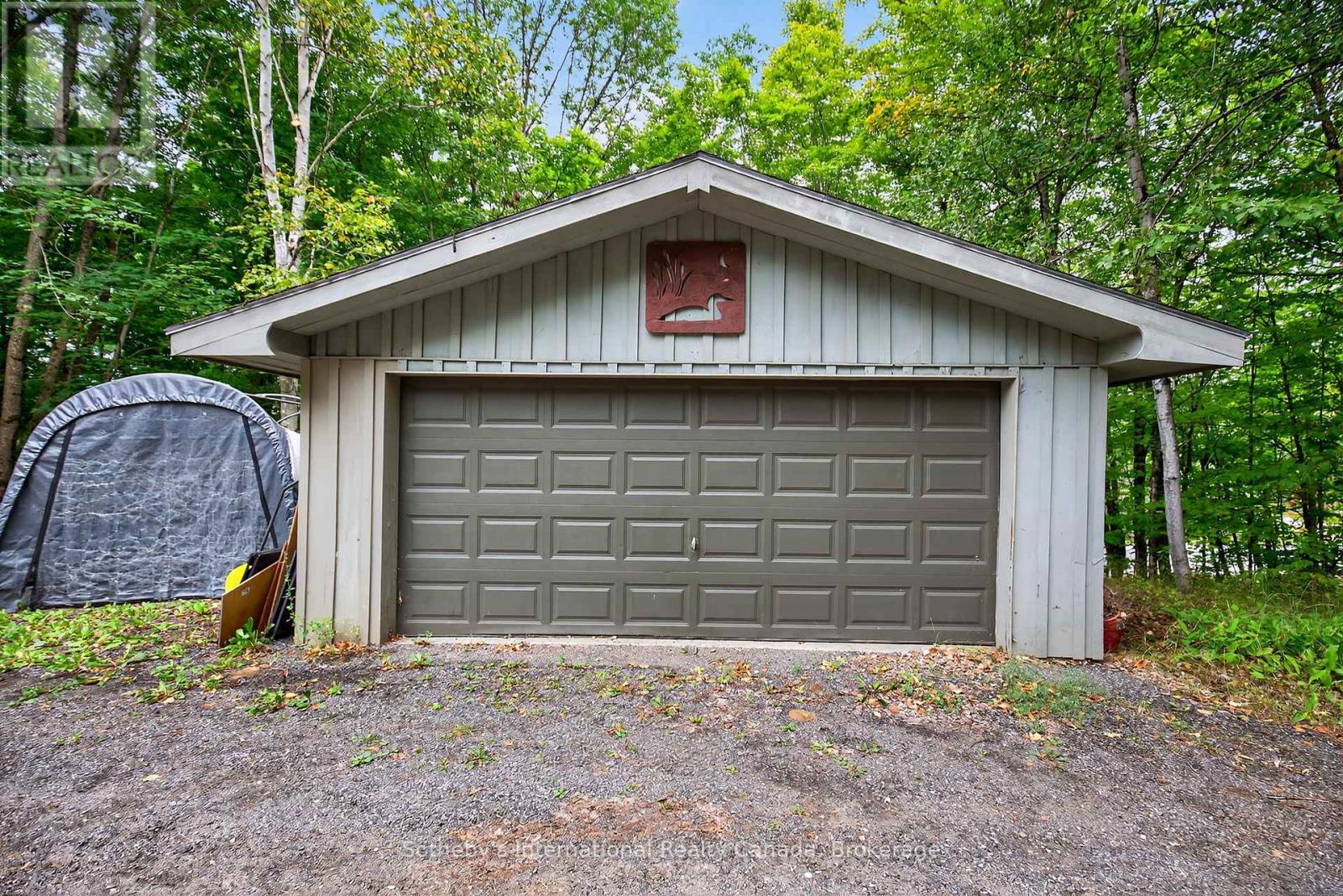 1132 Limberlost Road, Lake Of Bays, Ontario  P1H 2J6 - Photo 8 - X12359395