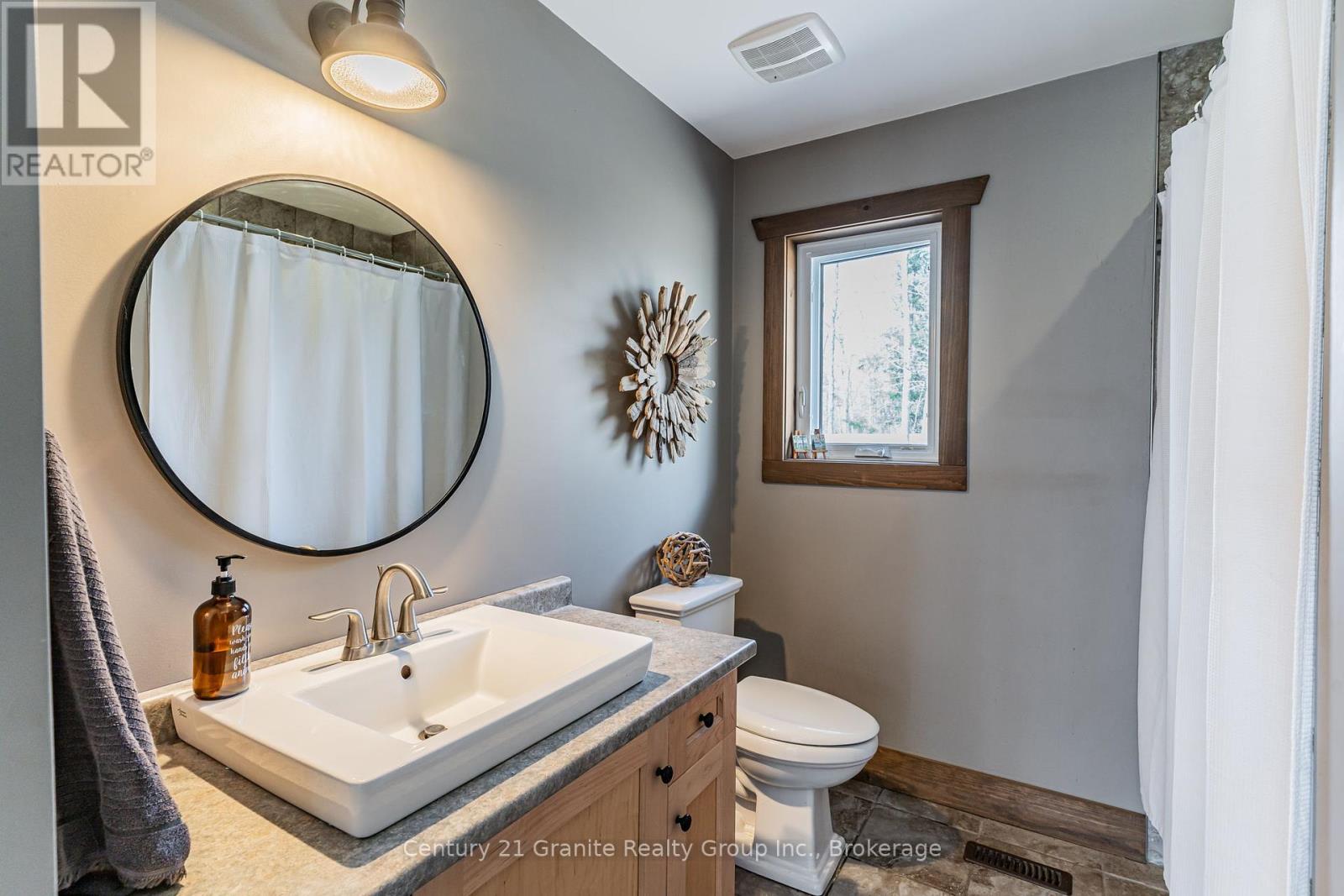1277 Grace Road, Minden Hills, Ontario  K0M 2K0 - Photo 25 - X12359412