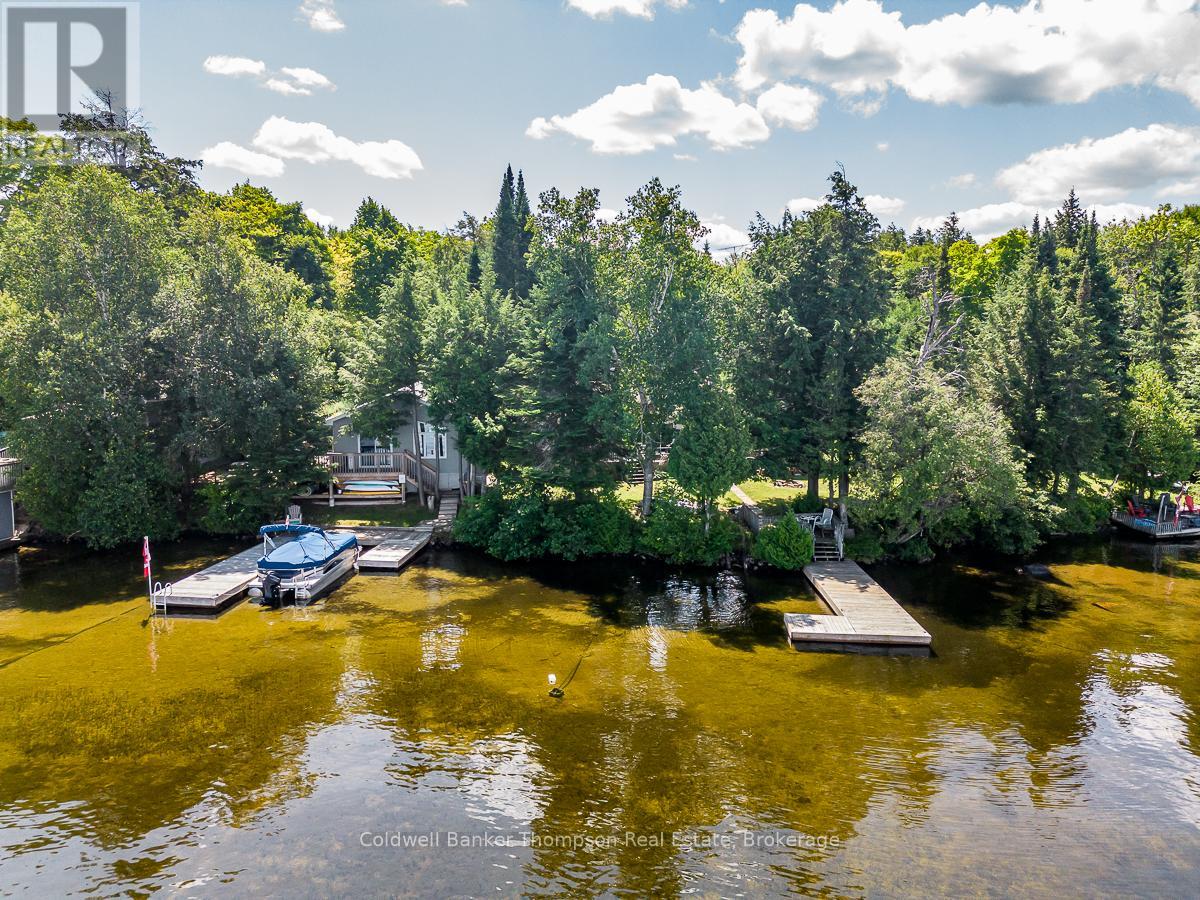 1381 Old 117, Lake Of Bays, Ontario  P0B 1A0 - Photo 1 - X12359481