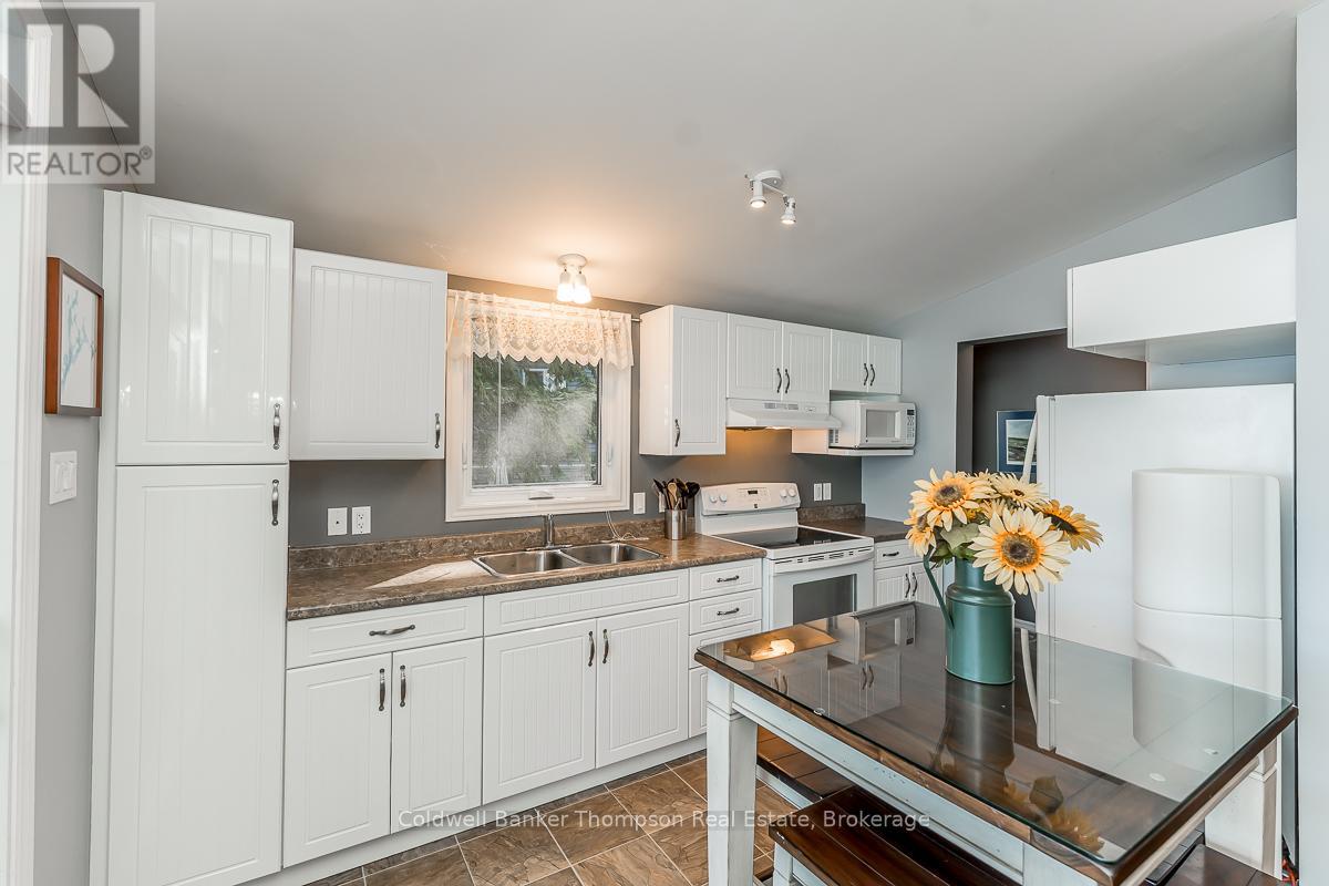 1381 Old 117, Lake Of Bays, Ontario  P0B 1A0 - Photo 13 - X12359481