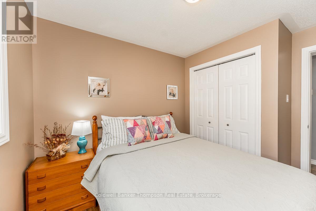 1381 Old 117, Lake Of Bays, Ontario  P0B 1A0 - Photo 16 - X12359481