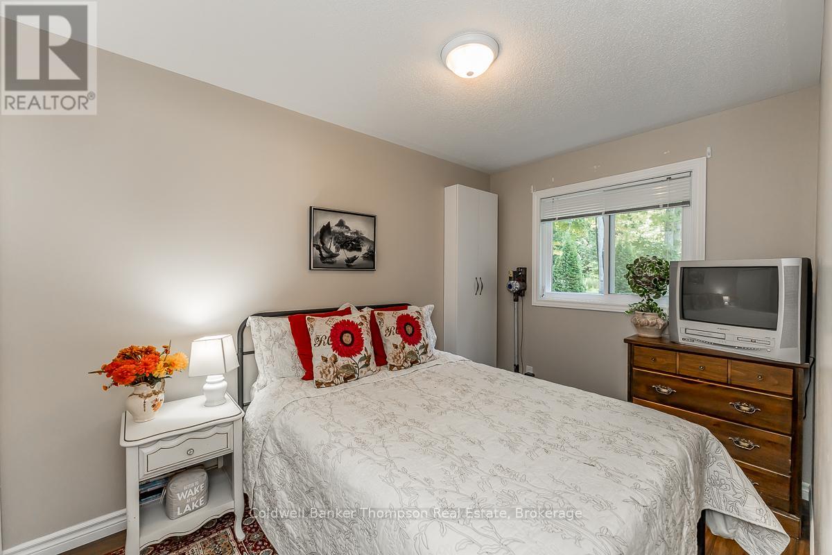 1381 Old 117, Lake Of Bays, Ontario  P0B 1A0 - Photo 19 - X12359481