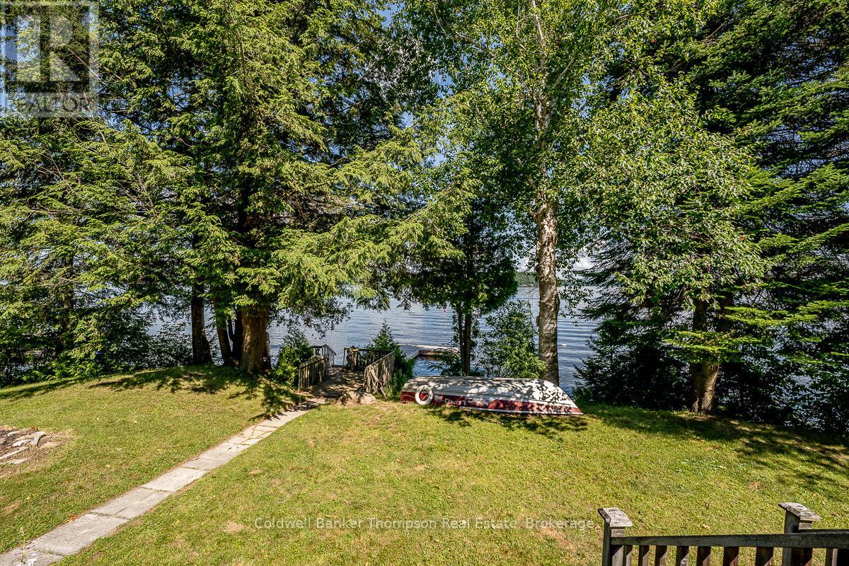 1381 Old 117, Lake Of Bays, Ontario  P0B 1A0 - Photo 31 - X12359481