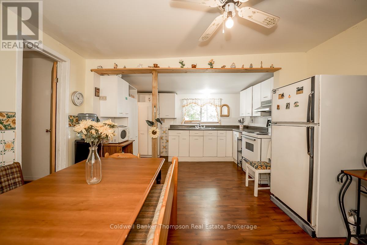 1381 Old 117, Lake Of Bays, Ontario  P0B 1A0 - Photo 36 - X12359481