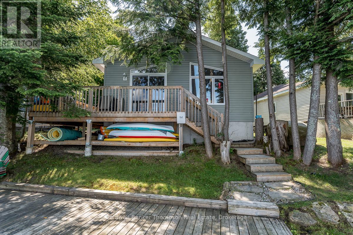 1381 Old 117, Lake Of Bays, Ontario  P0B 1A0 - Photo 8 - X12359481
