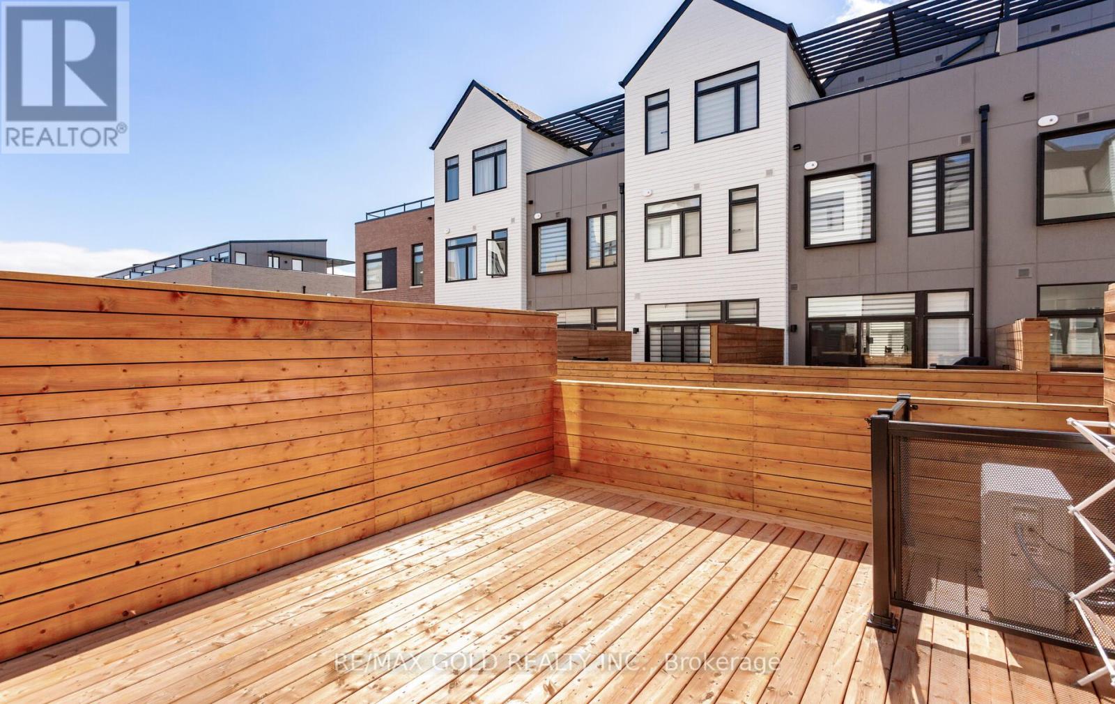 71 - 80 Coveside Drive W, Mississauga (Port Credit), Ontario  L5H 0B2 - Photo 15 - W12359298