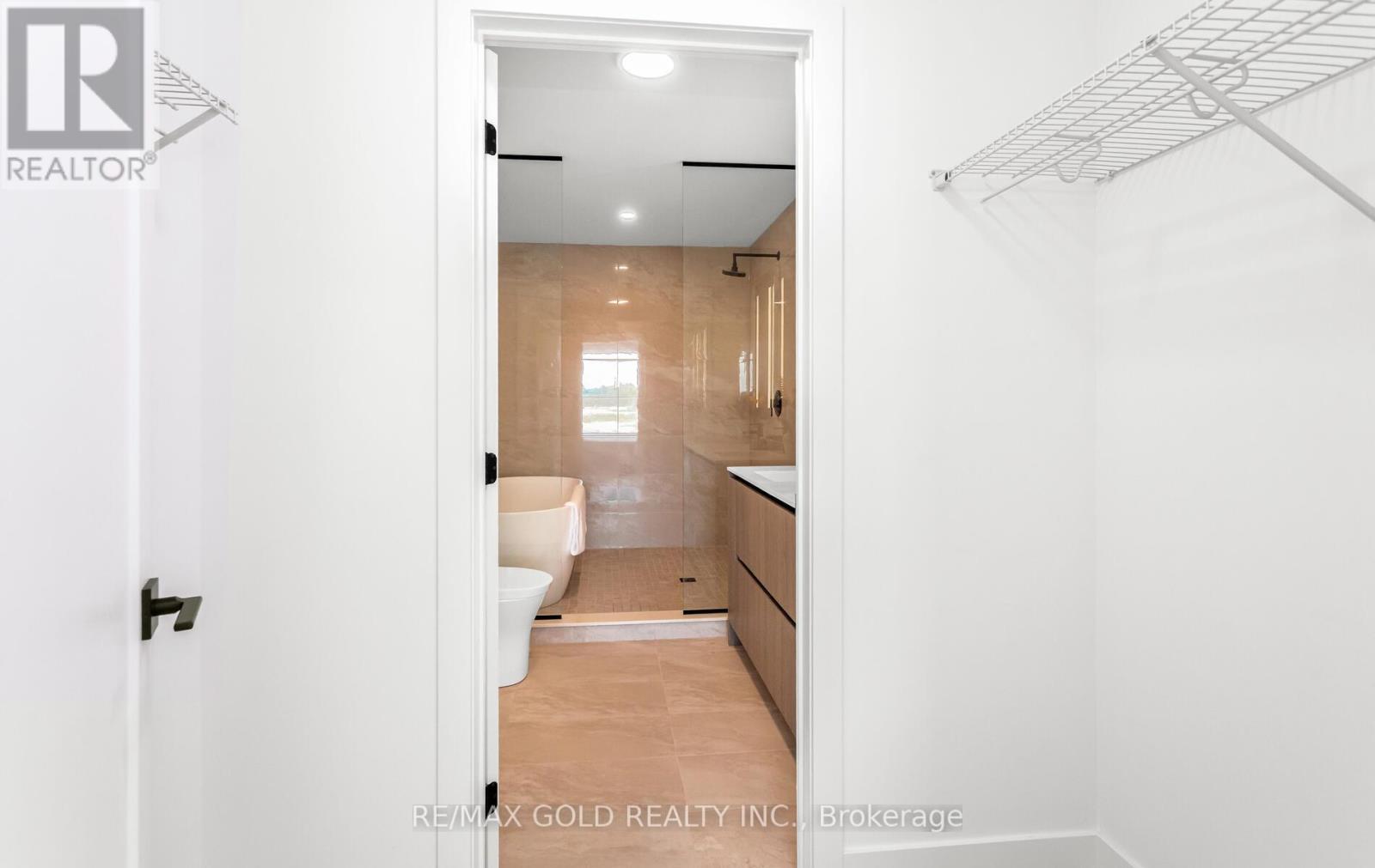 71 - 80 Coveside Drive W, Mississauga (Port Credit), Ontario  L5H 0B2 - Photo 21 - W12359298