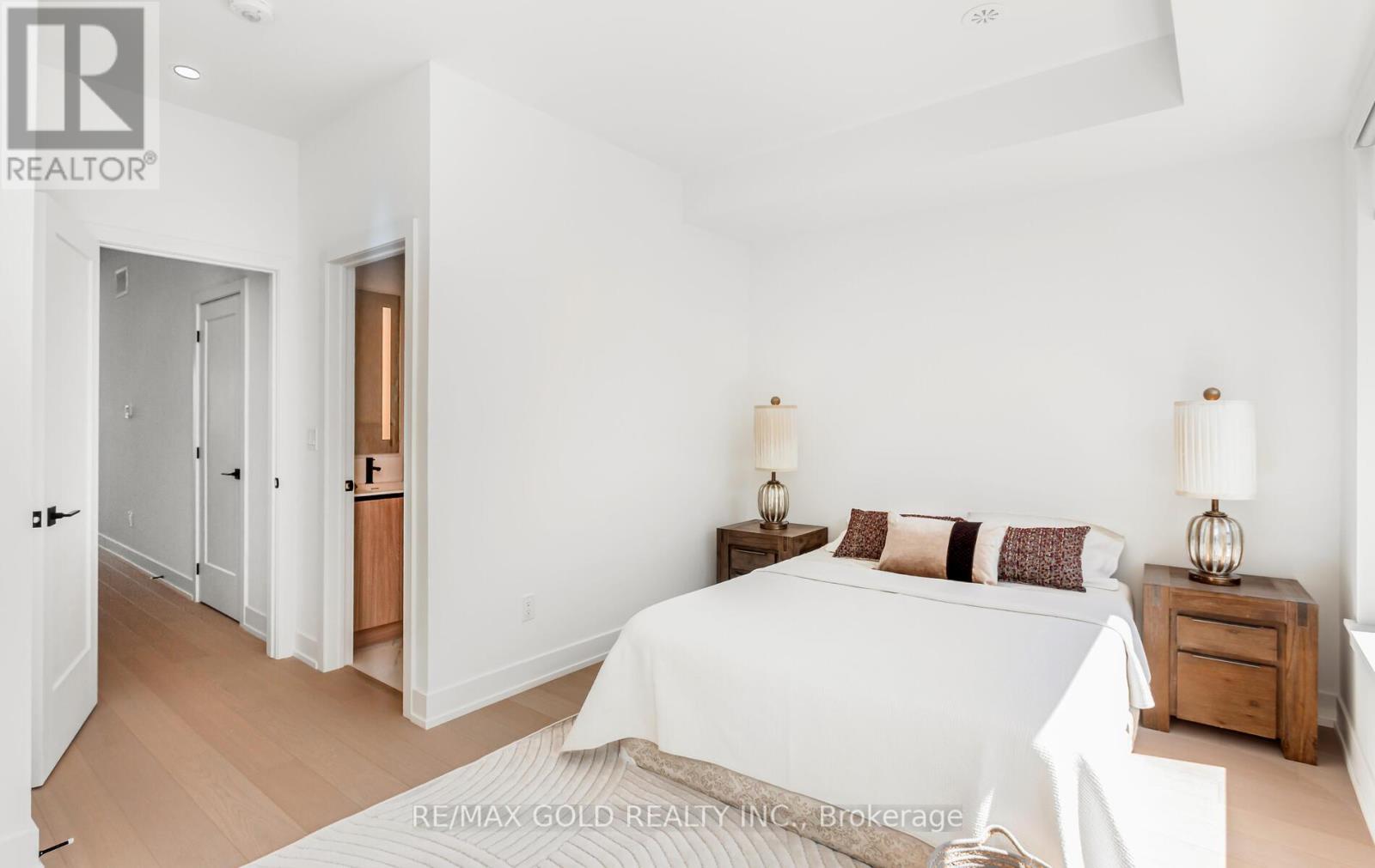71 - 80 Coveside Drive W, Mississauga (Port Credit), Ontario  L5H 0B2 - Photo 27 - W12359298