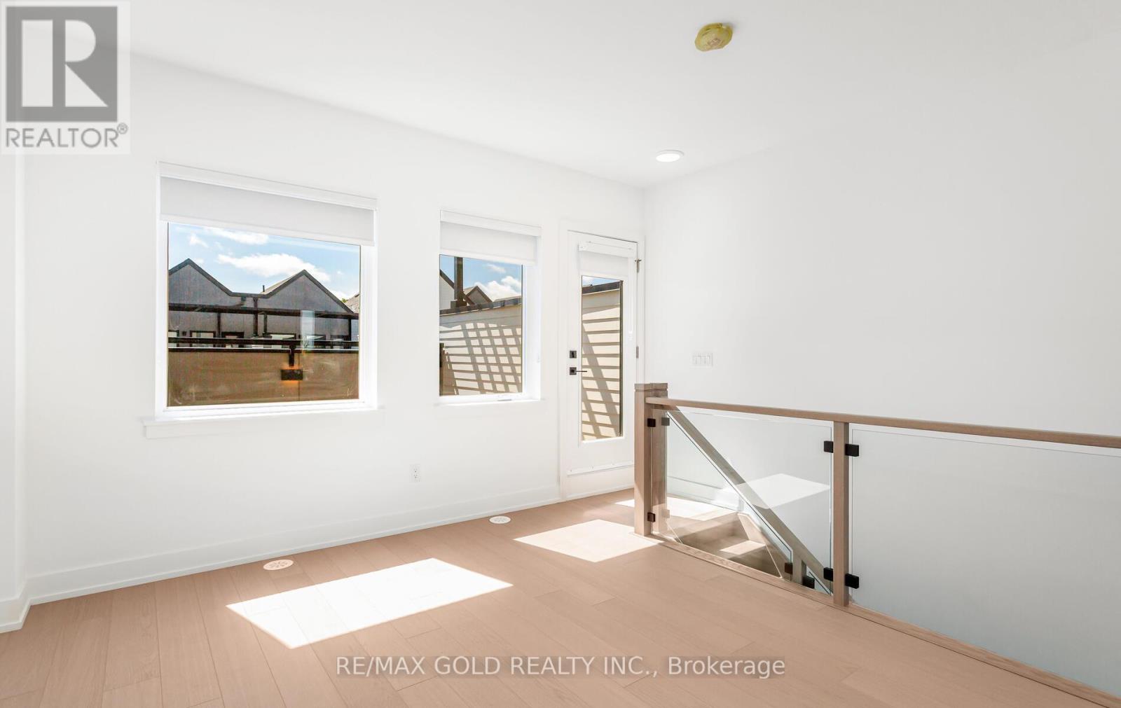 71 - 80 Coveside Drive W, Mississauga (Port Credit), Ontario  L5H 0B2 - Photo 30 - W12359298
