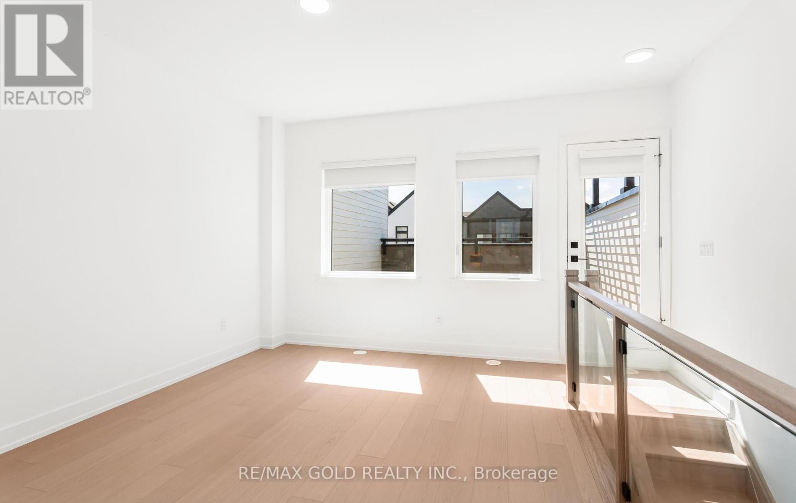 71 - 80 Coveside Drive W, Mississauga (Port Credit), Ontario  L5H 0B2 - Photo 31 - W12359298