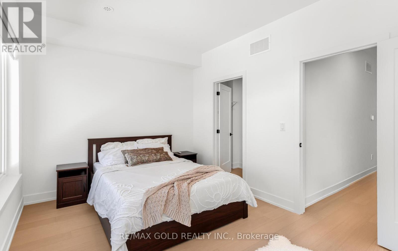 71 - 80 Coveside Drive W, Mississauga (Port Credit), Ontario  L5H 0B2 - Photo 20 - W12359298