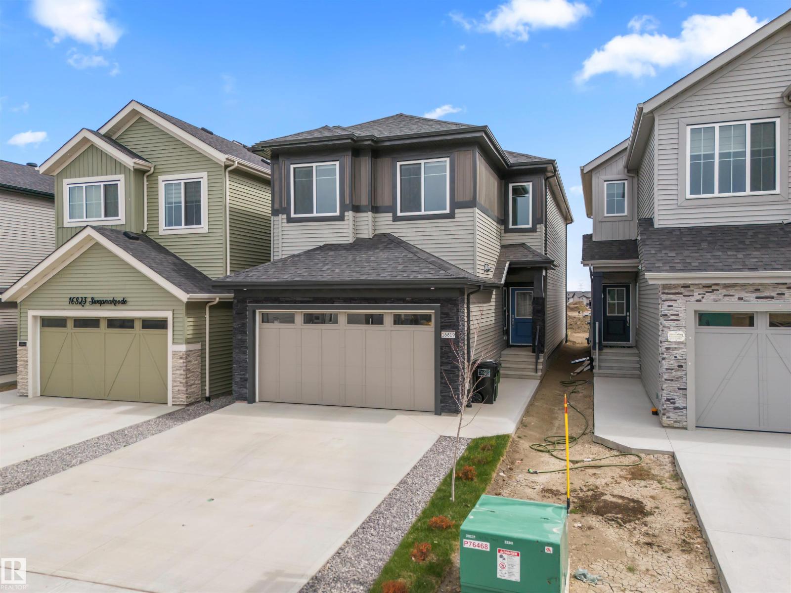 16819 47 St Nw, Edmonton, Alberta  T5Y 6M1 - Photo 2 - E4454259