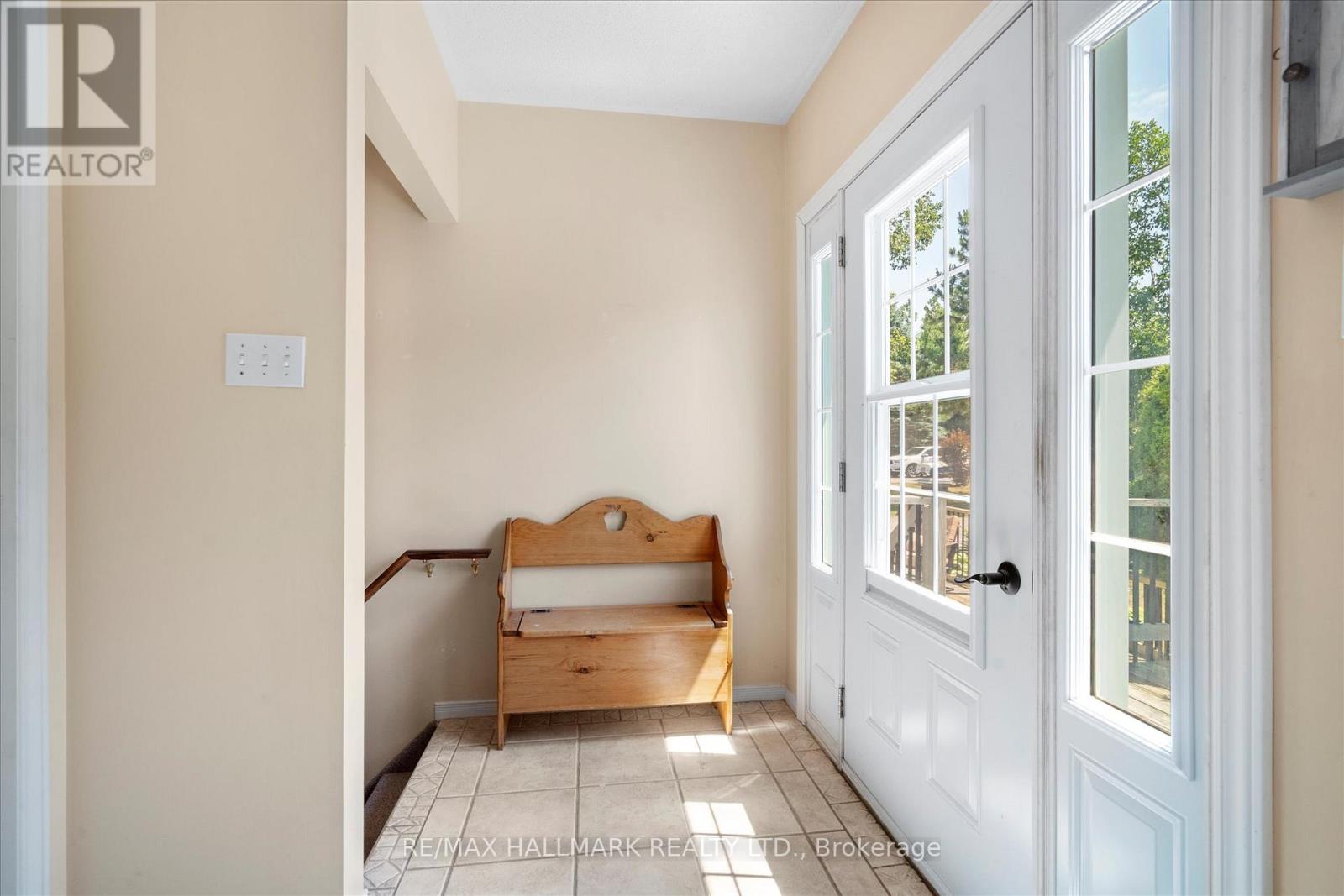 6 Evans Drive, Kawartha Lakes, Ontario  K0M 1N0 - Photo 14 - X12359344
