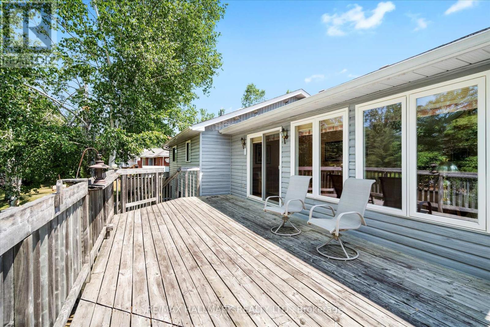 6 Evans Drive, Kawartha Lakes, Ontario  K0M 1N0 - Photo 39 - X12359344